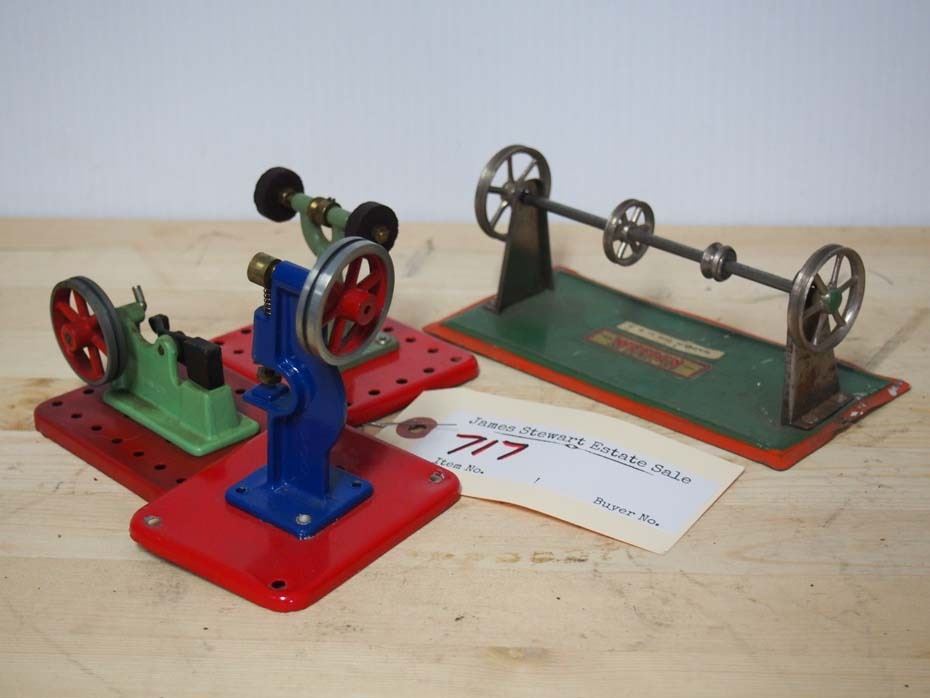 Mamod Steam Engine Accessories (3) & Wooden Pulley