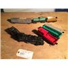 Image 1 : Lionel Train Set (5), Extra Tin Cars (3)