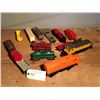 Image 1 : Lionel Engines (2) / Cars (11) / Tracks / Transformer