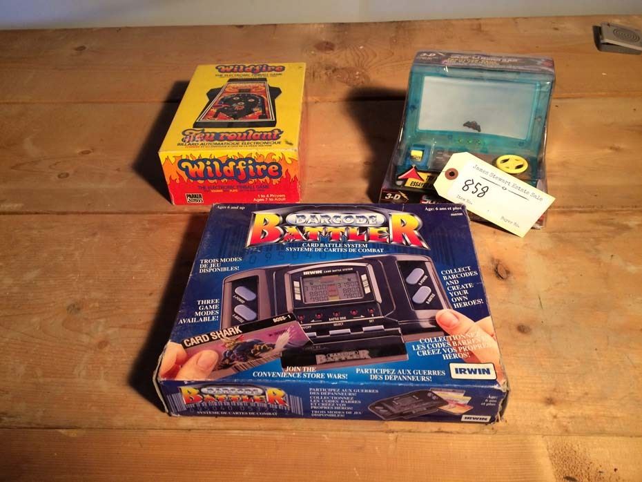 Battery Operated Electronic Hand Held Games (3)