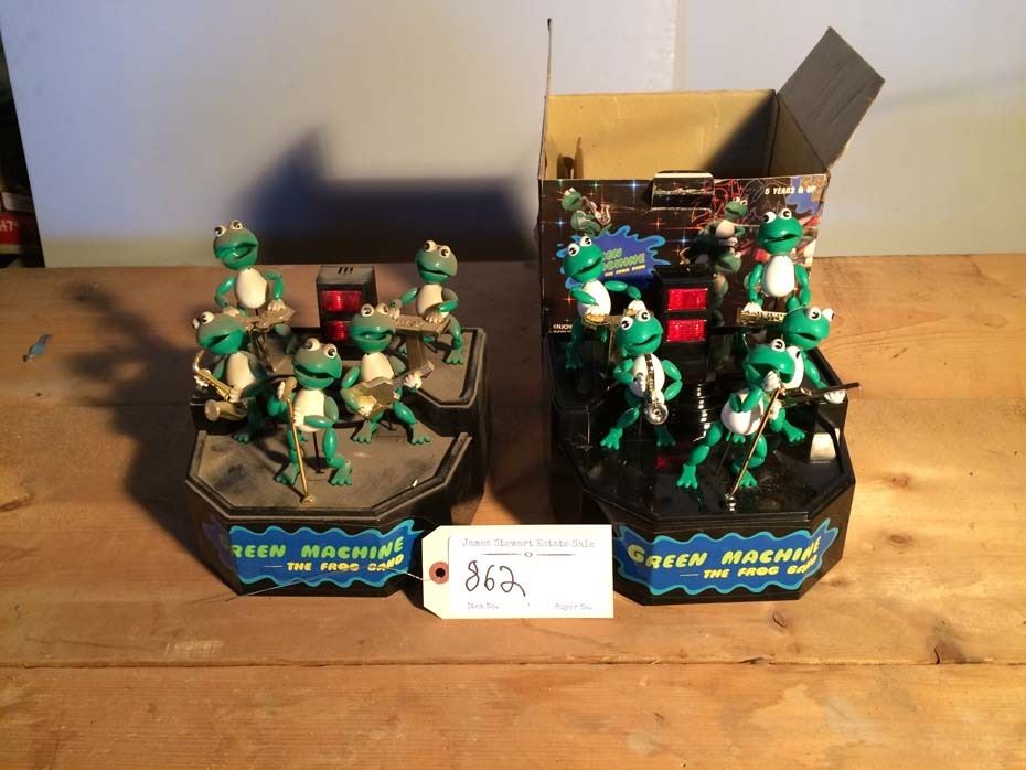 Green Machine Frog Band MIB with Backup Band - Bodnarus Auctioneering Green Machine Frog Band MIB with Backup Band - Bodnarus Auctioneering