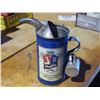 Image 1 : Maytag 1 Quart Pour Can With Original Measure Cup