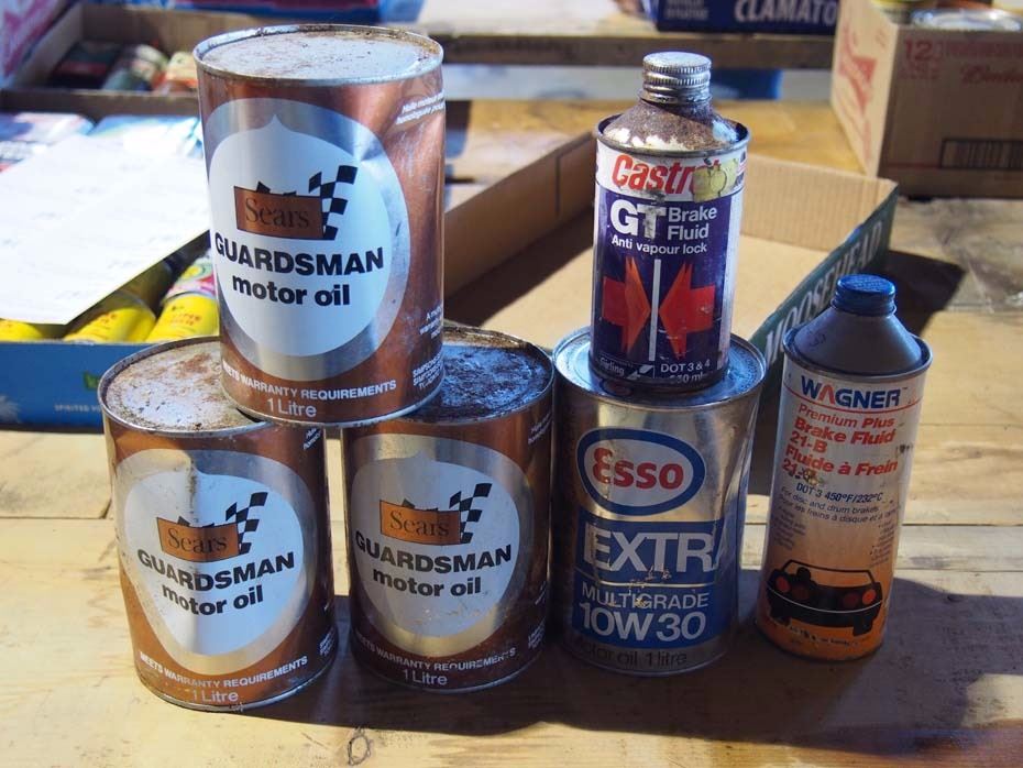 Assorted Oil Assorted Oil Cans (6) - Bodnarus Auctioneering