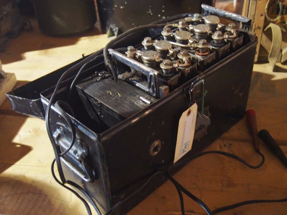 Edison Battery Box Thomas Edison Nickle Iron Alkaline Storage Battery in Locking Case ...
