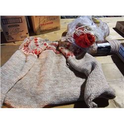 Ladies New Wool Sweater With Wool to Complete