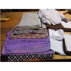 Bed Sheets / Blankets / Tablecloths (11)