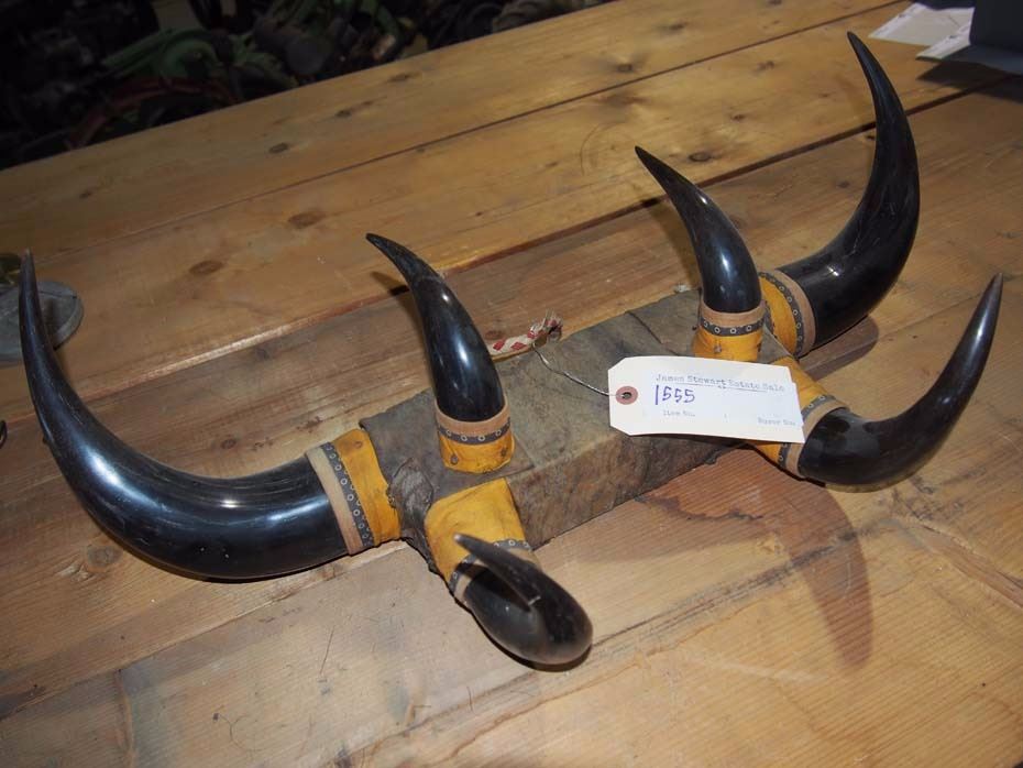 6 Horn Hat/Coat Rack Bodnarus Auctioneering