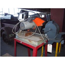 Makita Electric Shop Saw - Working