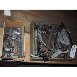 Box of Engine Overhaul Tools & Puller