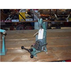 Honajector Injection Molder