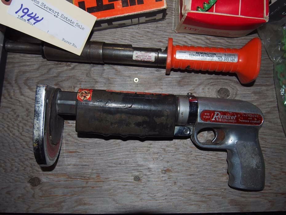 Ramset & Remington Fastening System Gun With Fasteners