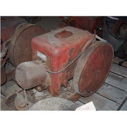 3 HP International Stationary Engine, Includes Lid