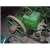 Image 1 : 1 1/2 HP John Deere Stationary Engine