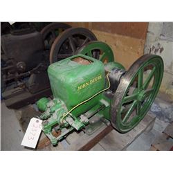 1 1/2 HP John Deere Stationary Engine