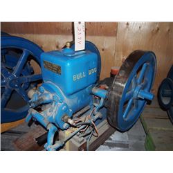 1 1/2 HP Bulldog Stationary Engine, Includes Lid
