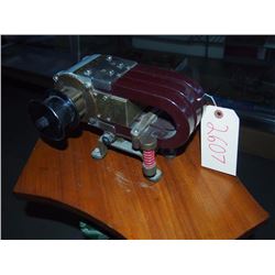 James Stewart Model "LS" Magneto by KW Ignition Co. Display