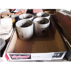 Various Small Engine Parts (Pistons (4))