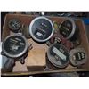 Image 1 : Various Small Engine Parts (Gauges)