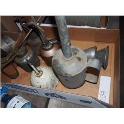 Assorted Oilers (5) & Funnels (2)