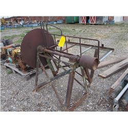 Round Blade on Mandrill with Stand