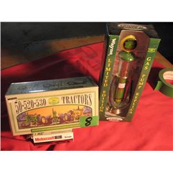 John Deere gas pump & 50-520-530 1/64 tractors