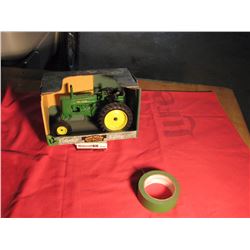 1/16 John Deere model G wide front
