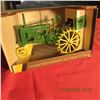 Image 1 : 1937 John Deere model G tractor
