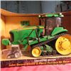 Image 1 : John Deere 8520T tractor Collector Edition