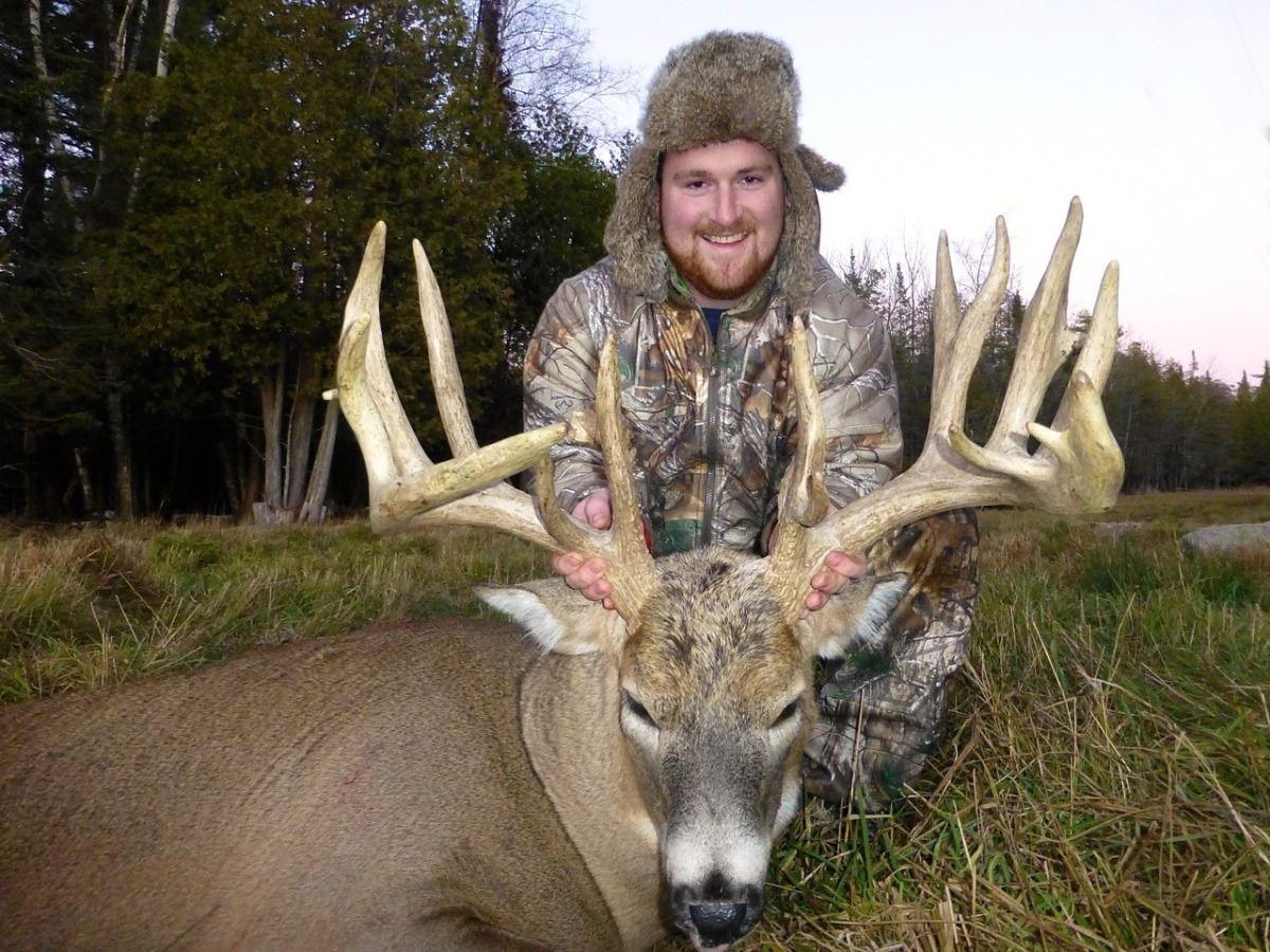 WILDERNESS WHITETAILS 5Day Whitetail Deer Hunt for Two Hunters in