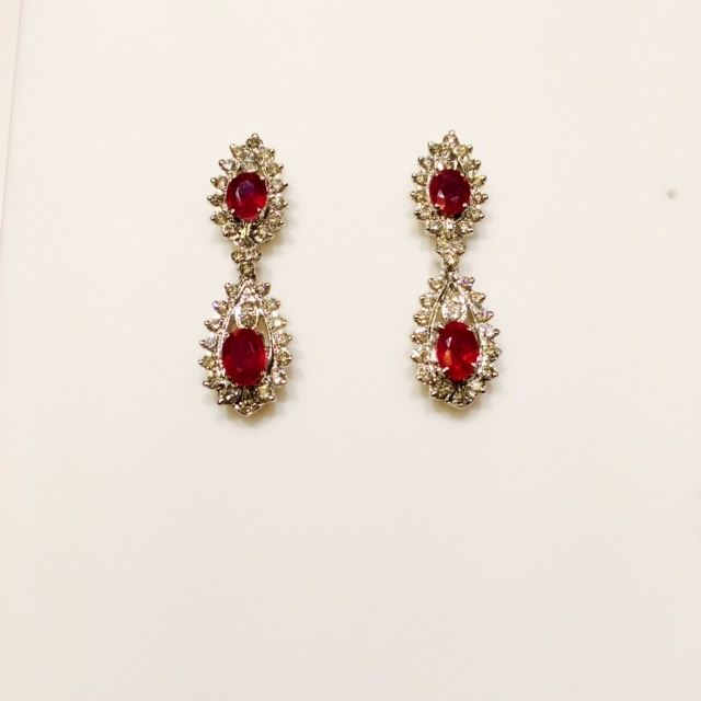 NATURAL RUBY & DIAMOND NECKLACE & EARRINGS ORIGIN OF RUBY - BURMA - WSF