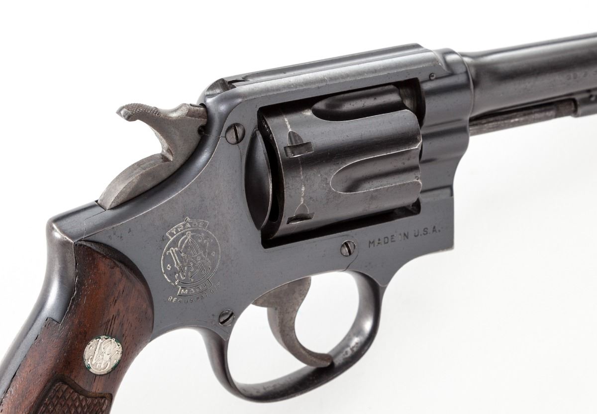 Smith & Wesson M&P Double Action Revolver