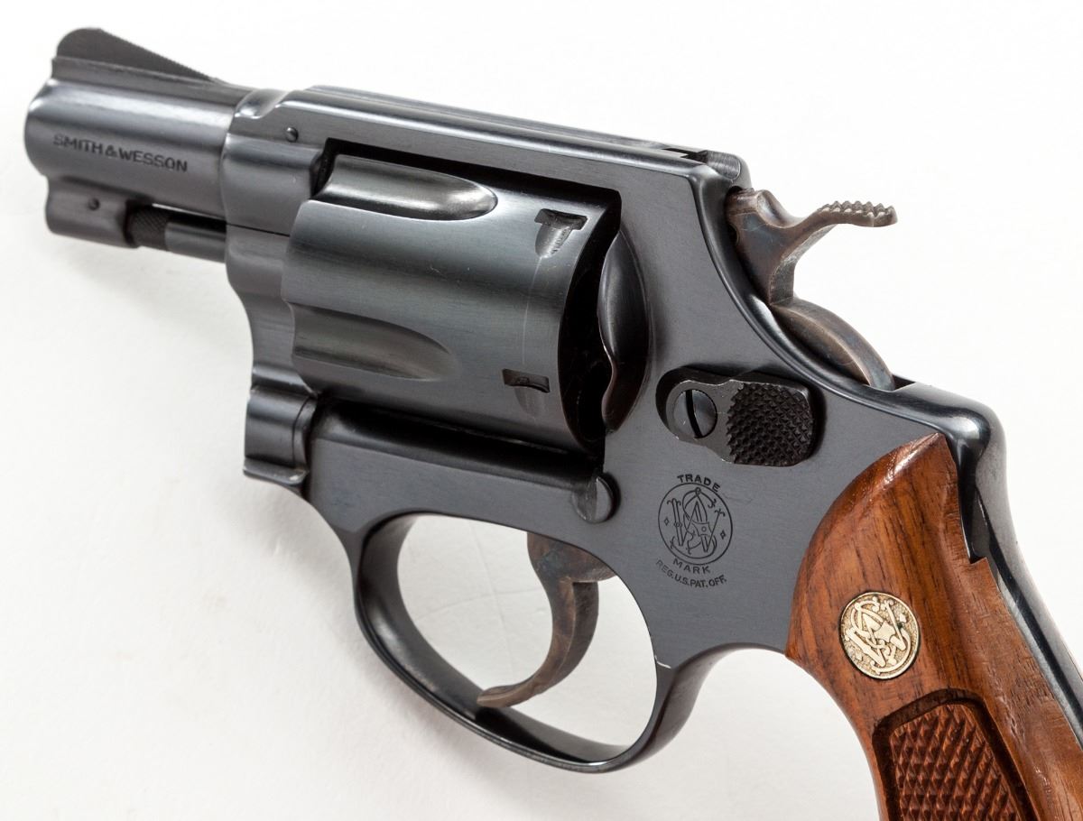 S&W Model 36 Chief's Special DA Revolver