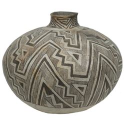 Huge Anasazi Pottery Jar