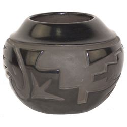 Santa Clara Pottery Bowl - Belen Tapia (1914-1999)