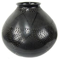 Mata Ortiz Pottery Jar - Cancelación Quezada