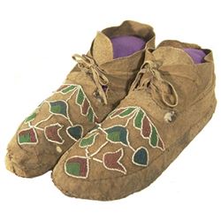 Menominee Beaded Moccasins