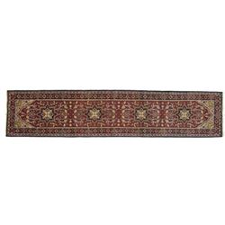 Handmade Persian/Oriental Carpet