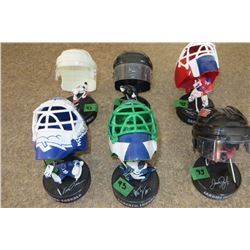 Set of 6 Mini Figure w/ helmets
