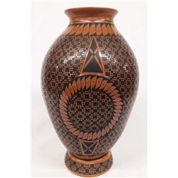 Mexican Mata Ortiz Whirling Sunflower Jar, L Ortiz