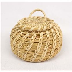 Miniature Tohono O'odham Lidded Basket