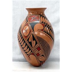Mexican Mata Ortiz Polychrome Jar by Luis Ortiz