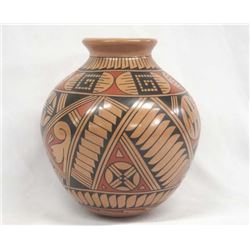 Mexican Mata Ortiz Polychrome Jar by Elfida Tena