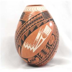 Mexican Mata Ortiz Polychrome Jar by Yolanda Soto