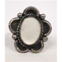 Navajo Sterling Silver Mother of Pearl Ring, S 8.5