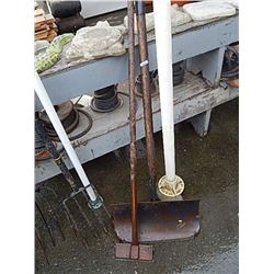 SNOW SHOVEL & SCRAPER? - 2 PC TTL