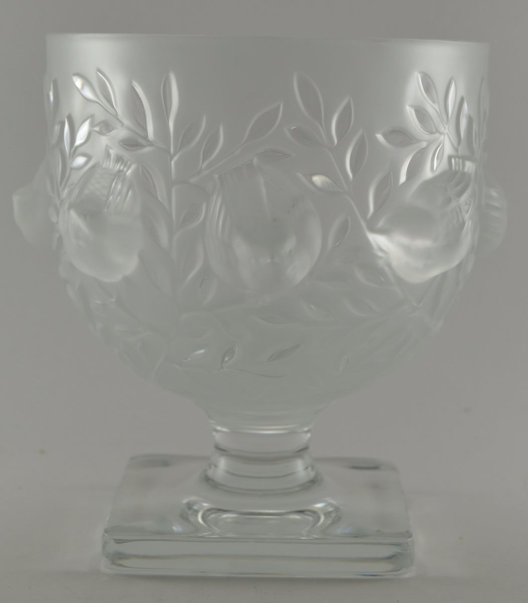 Lalique Crystal Elizabeth Vase