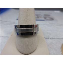 New - Man's Titanium Wedding Band Ring