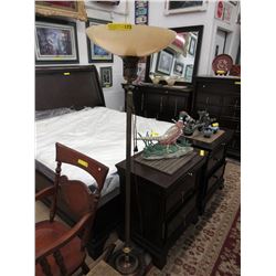 Electric floor lamp - used