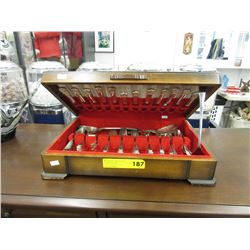 Cutlery box & contents