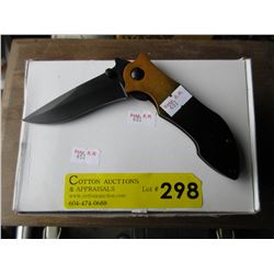 12 New folding knives